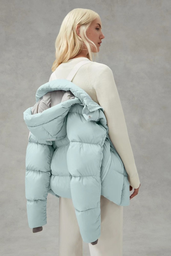 C GOOSE WOMEN'S JUNCTION  PARKA ( AAA+ QUALITY )