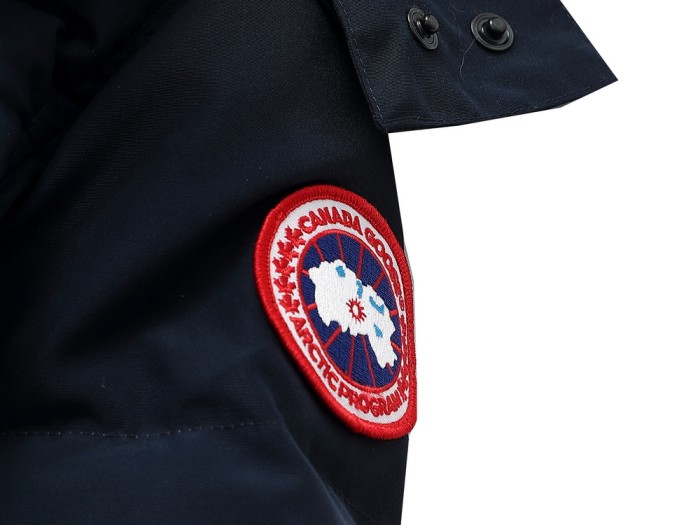 C GOOSE WOMEN'S CHELSEA PARKA ( AAA+ QUALITY )