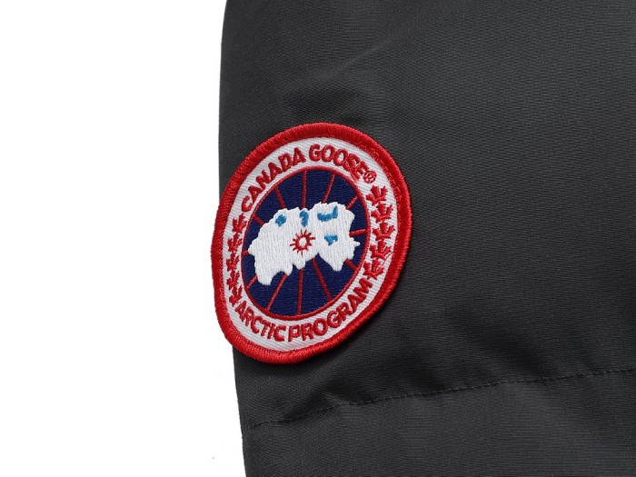C GOOSE MEN'S EMORY  PARKA ( AAA+ QUALITY )