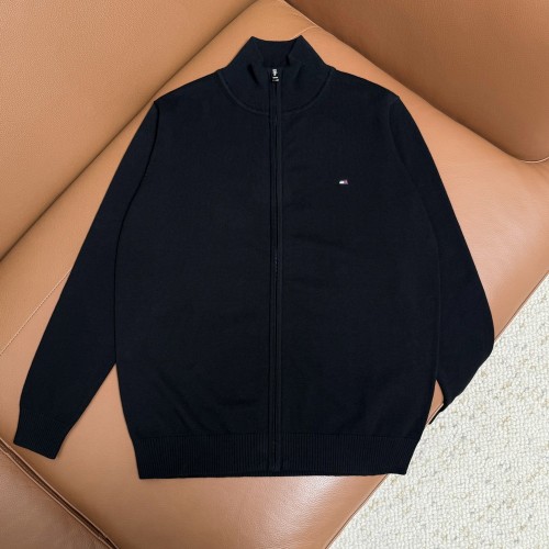 TOMMY MEN'S SWEATER  ( ASIAN SIZE, PLEASE ORDER ONE SIZE UP)