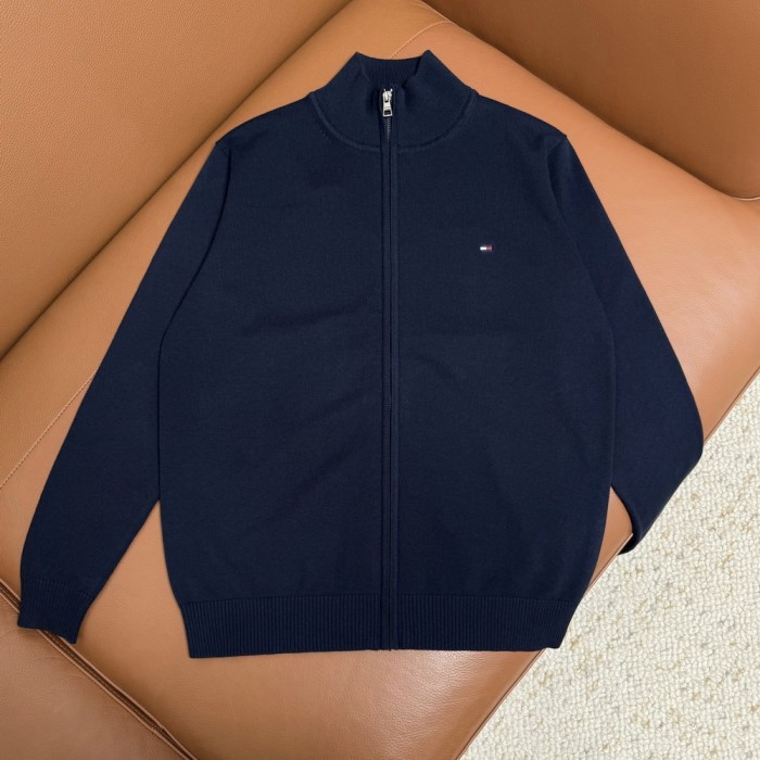 TOMMY MEN'S SWEATER  ( ASIAN SIZE, PLEASE ORDER ONE SIZE UP)