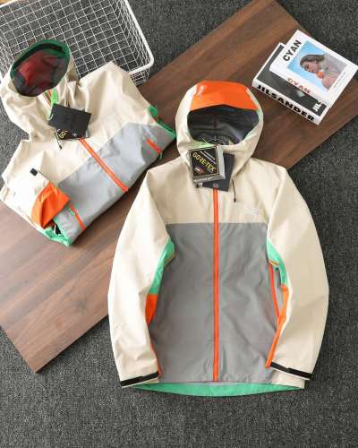 ARC 8046 ALPHA SV NAMCHA BARWA UNISEX GORE-TEX JACKET