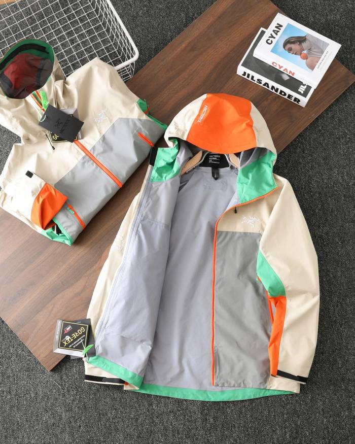 ARC 8046 ALPHA SV NAMCHA BARWA UNISEX GORE-TEX JACKET