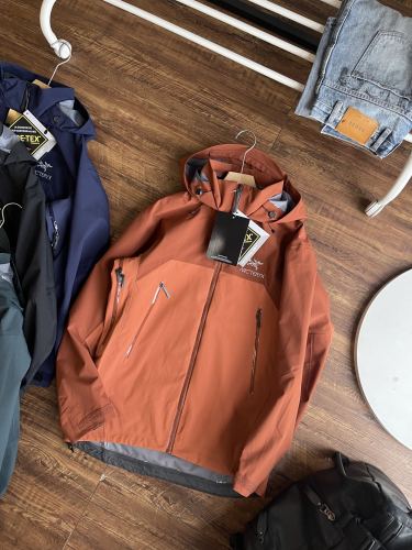 ARC 8043 BEAT AR UNISEX GORE-TEX JACKET
