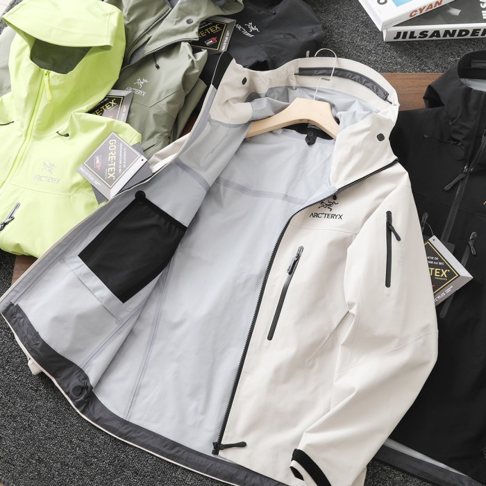 ARC 8040 ALPHA SV 6 UNISEX GORE-TEX JACKET