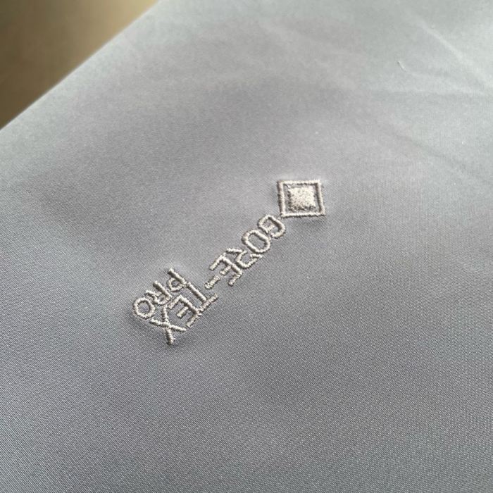 ARC 8047 ALPHA SV YEAR OF THE SNAKE UNISEX GORE-TEX JACKET