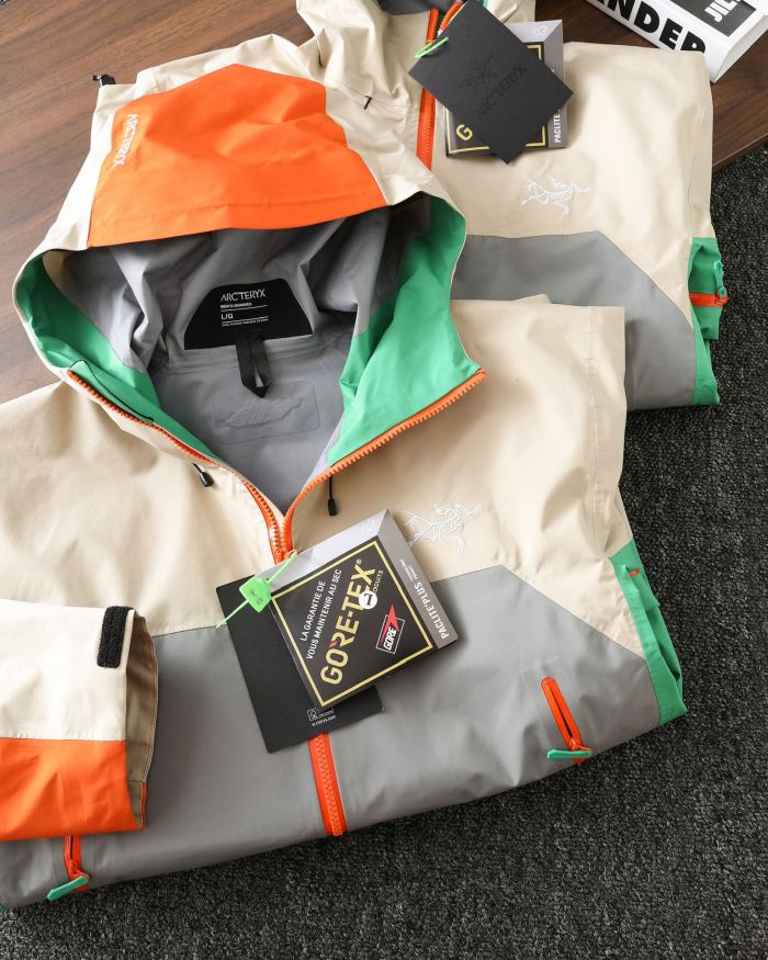 ARC 8046 ALPHA SV NAMCHA BARWA UNISEX GORE-TEX JACKET