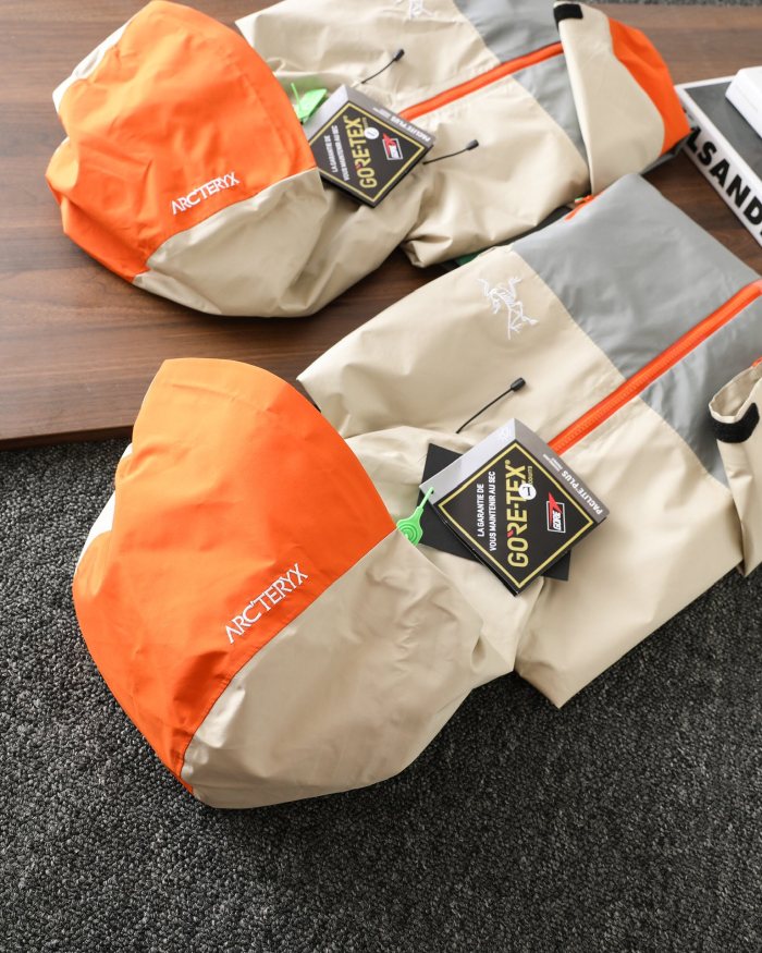 ARC 8046 ALPHA SV NAMCHA BARWA UNISEX GORE-TEX JACKET