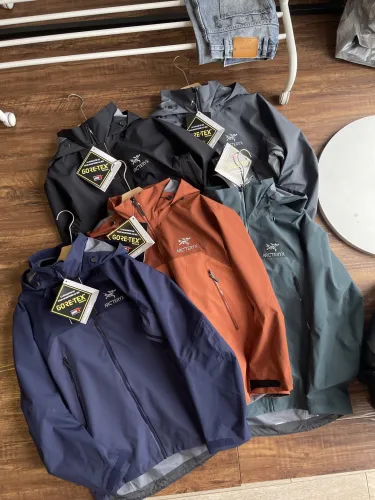 ARC 8043 BEAT AR UNISEX GORE-TEX JACKET