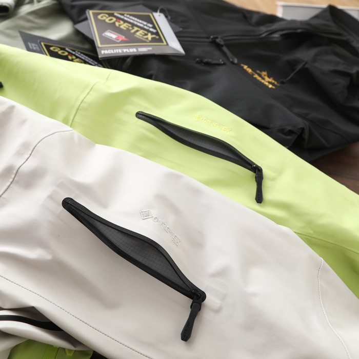 ARC 8040 ALPHA SV 6 UNISEX GORE-TEX JACKET