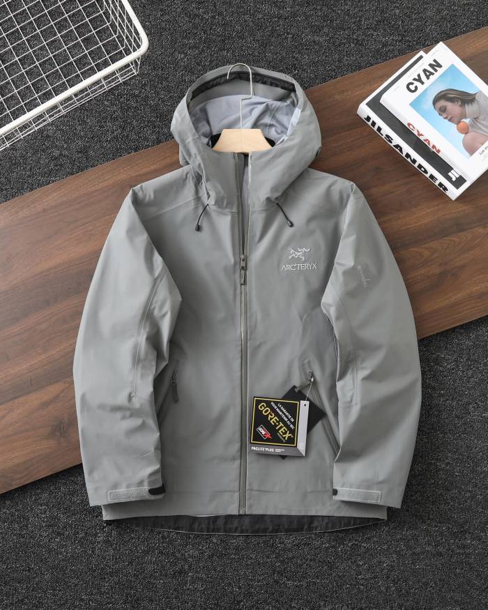ARC 8042 BEAT LT UNISEX GORE-TEX JACKET