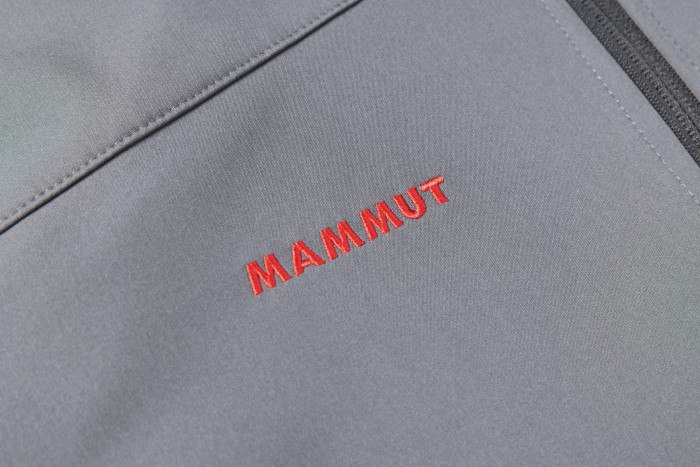 MT 8056 ULTIMATE VII MEN SOFTSHELL JACKET