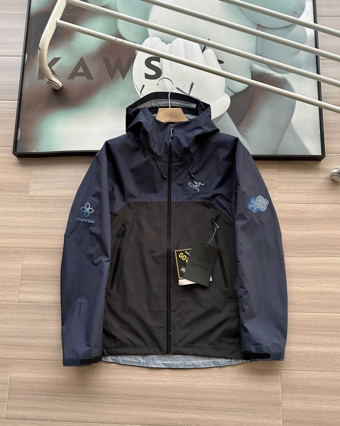 ARC 8054 ALPHA SV SONGTSAM UNISEX GORE-TEX JACKET