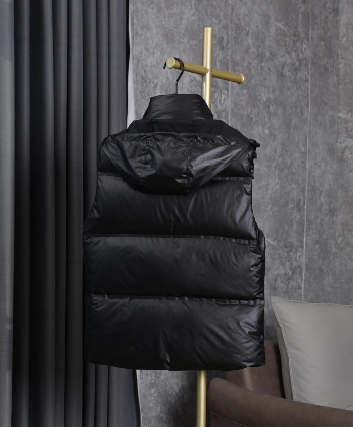 PR66# UNISEX DOWN VEST