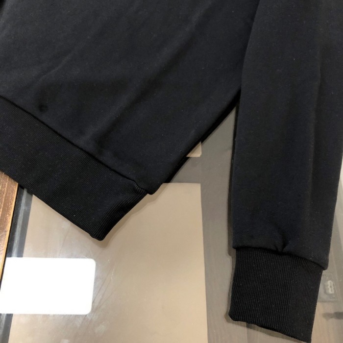 MOL UNISEX SWEATER SHRITS ( ASIAN SIZE, PLEASE ORDER ONE SIZE UP)