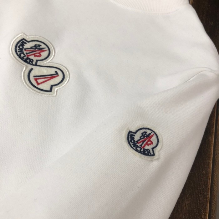 MOL UNISEX SWEATER SHRITS ( ASIAN SIZE, PLEASE ORDER ONE SIZE UP)