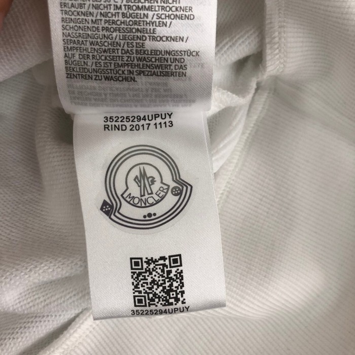 MOL UNISEX SWEATER SHRITS ( ASIAN SIZE, PLEASE ORDER ONE SIZE UP)
