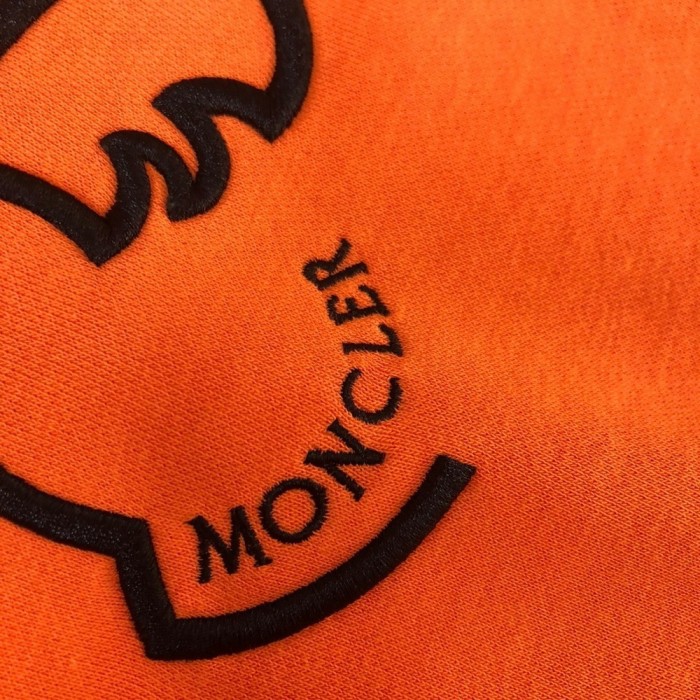 MOL UNISEX SWEATER SHRITS ( ASIAN SIZE, PLEASE ORDER ONE SIZE UP)