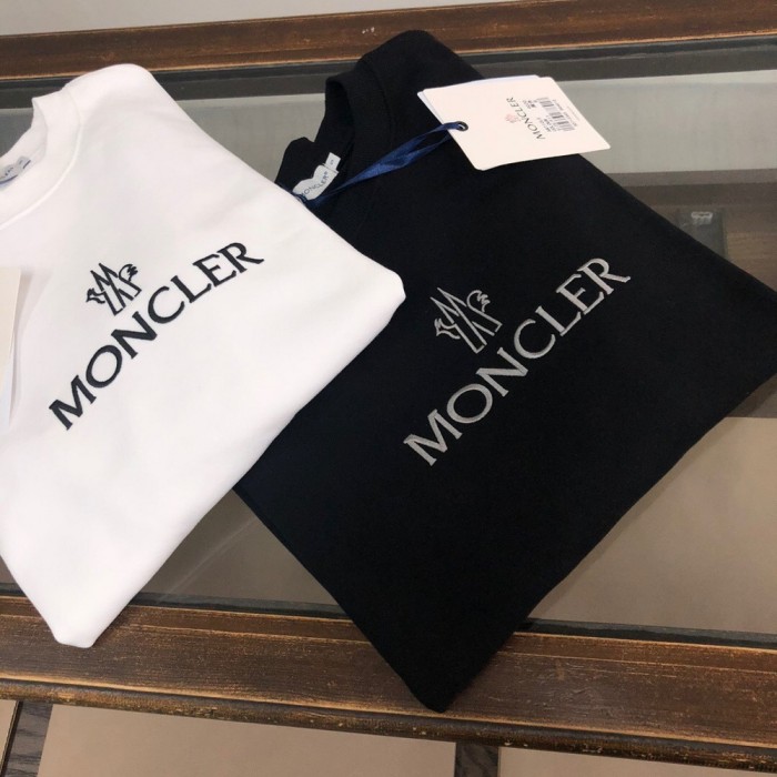 MOL UNISEX SWEATER SHRITS ( ASIAN SIZE, PLEASE ORDER ONE SIZE UP)