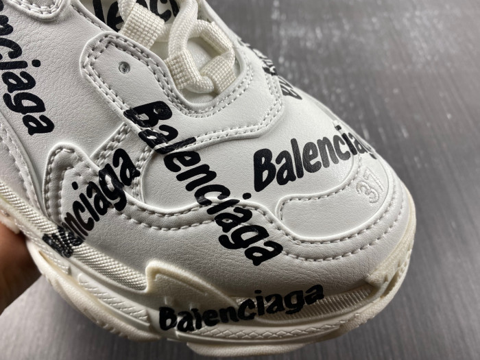 BLCG Sneaker Triple.s.524039 W2FAB9010