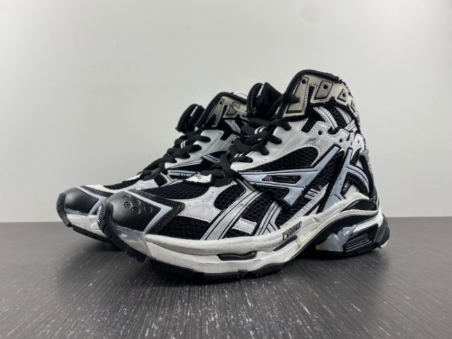 BALENCIAGA -Runner high