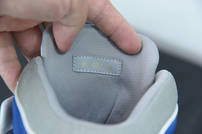 LOUI VUITTO SNEAKER