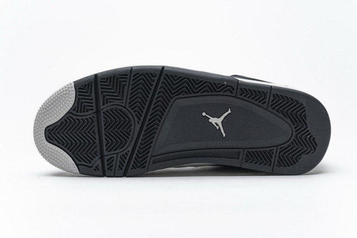 Air Jordan 4 Retro Oreo