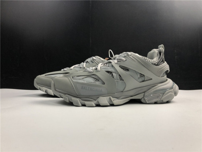 BLCG Track Trainer Grey 542436-W2LA1-3253