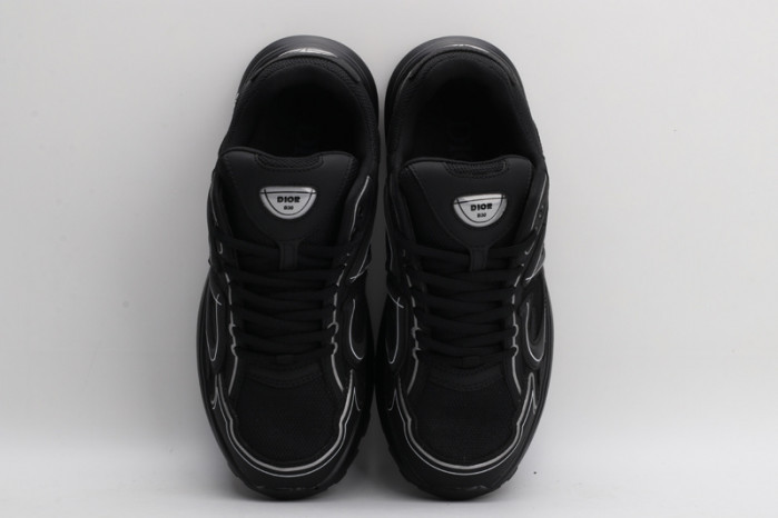 D10R B30 SNEAKER