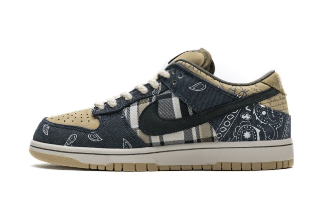Nike SB Dunk Low Travis Scott
