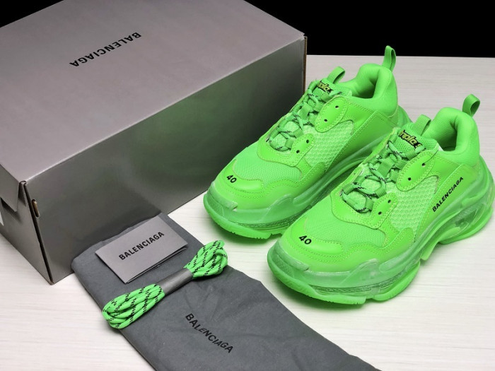 BLCG Sneaker Triple.s.Gomma “Neon Green”541624 W09OL 3801