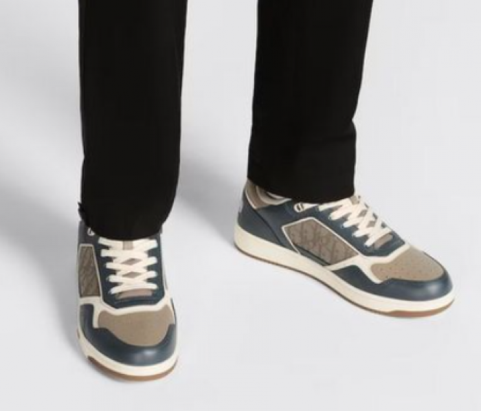 D10R B27 SNEAKER