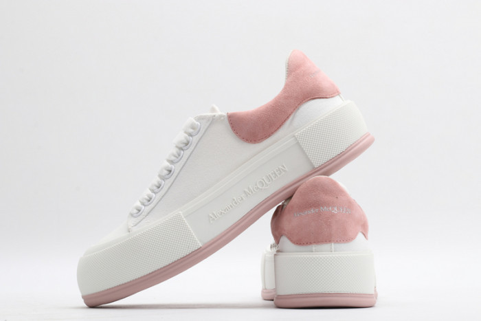 MQ Sneakers