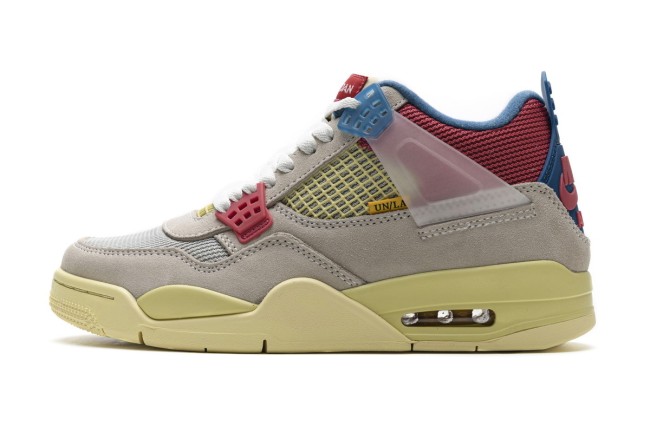 Air Jordan 4 Retro Guava Ice