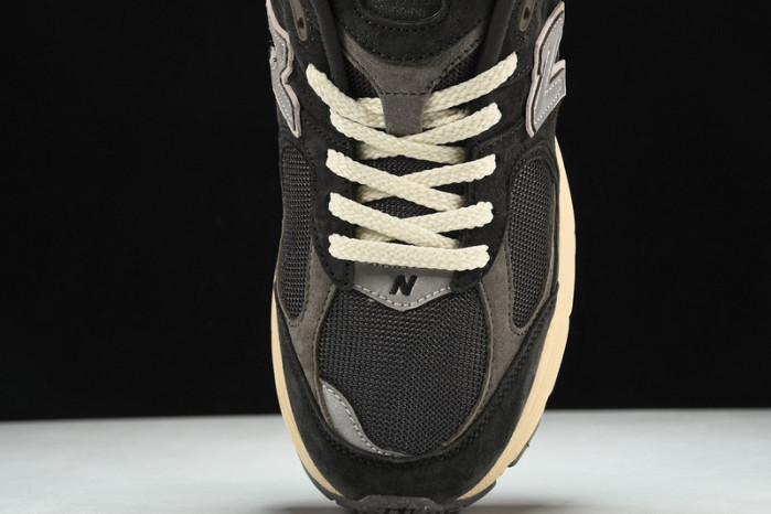 NEW BALANCE Q26 New Balance M2002RHO