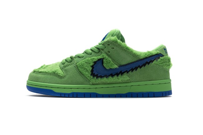 Nike SB Dunk Low Grateful Dead Green Bear