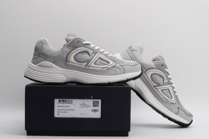 D10R B30 SNEAKER