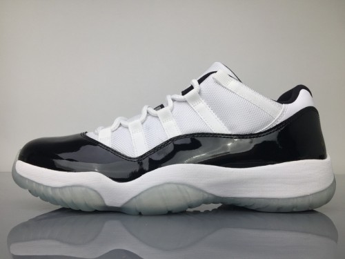 Air Jordan 11 Low Concord