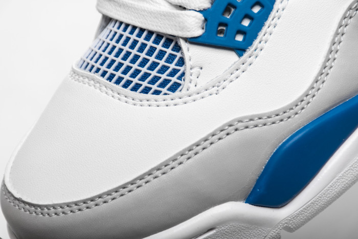 Air Jordan 4 Retro Military Blue