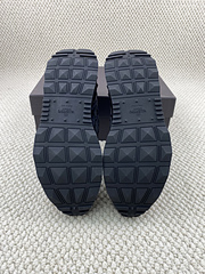VALE·NTI·NO· Sneakers VS009