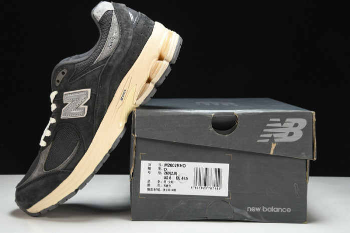 NEW BALANCE Q26 New Balance M2002RHO