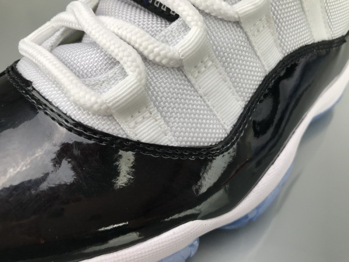 Air Jordan 11 Retro Concord(2011)