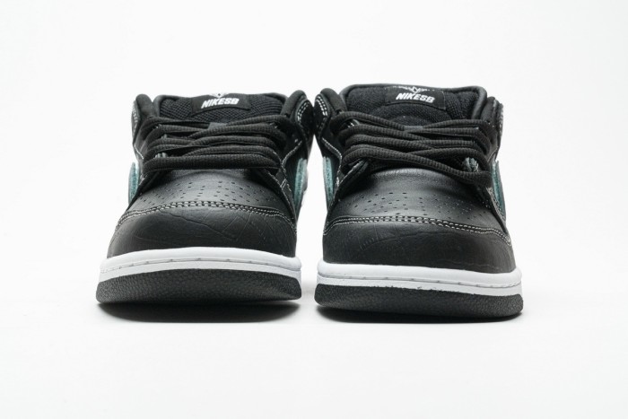 Nike SB Dunk Low Diamond Supply Co Black Diamond