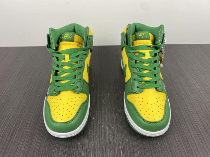 Nike SB Dunk High Supreme by Any Means Brazil DN3741-700