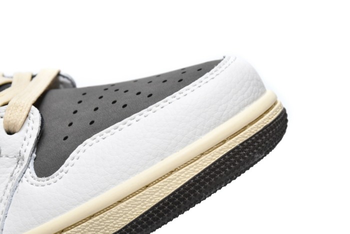 Air Jordan 1 Retro Low OG SP Travis Scott Reverse Mocha