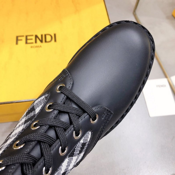 FD ANKLE BOOTS