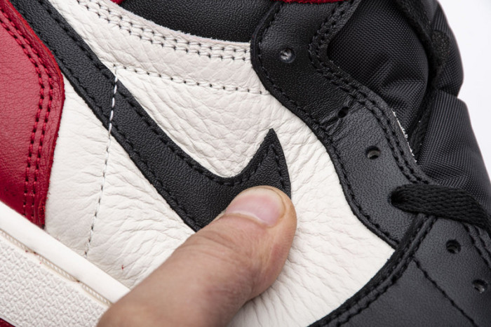 Air Jordan 1 High  Bred Toe