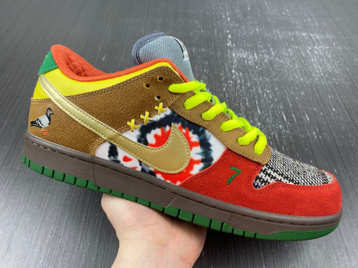 Nk SB Dunk Low What the Dunk 318403-141