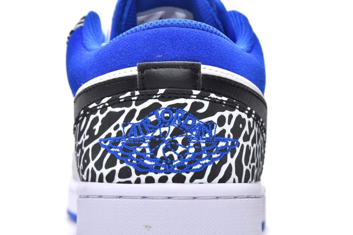 Air Jordan 1 Low SE True Blue