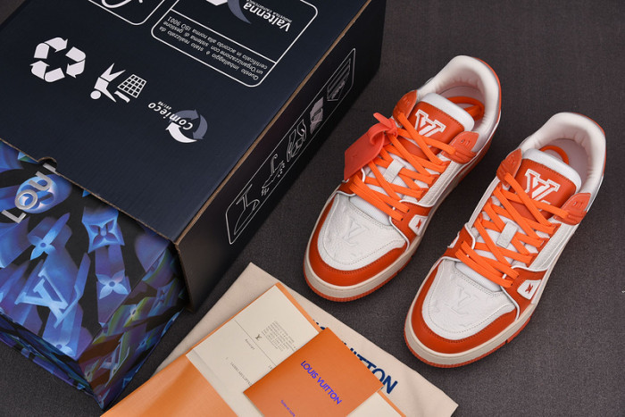 LOUI VUITTO SNEAKER